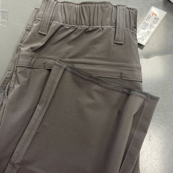 NEW LANDS' END Cargo Men's 32 Outrigger Hiking Outdoor Pants Gray Raw hem - Picture 9 of 10